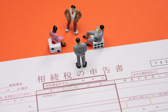 相続税はいくらまで無税？配偶者控除と申告義務を解説