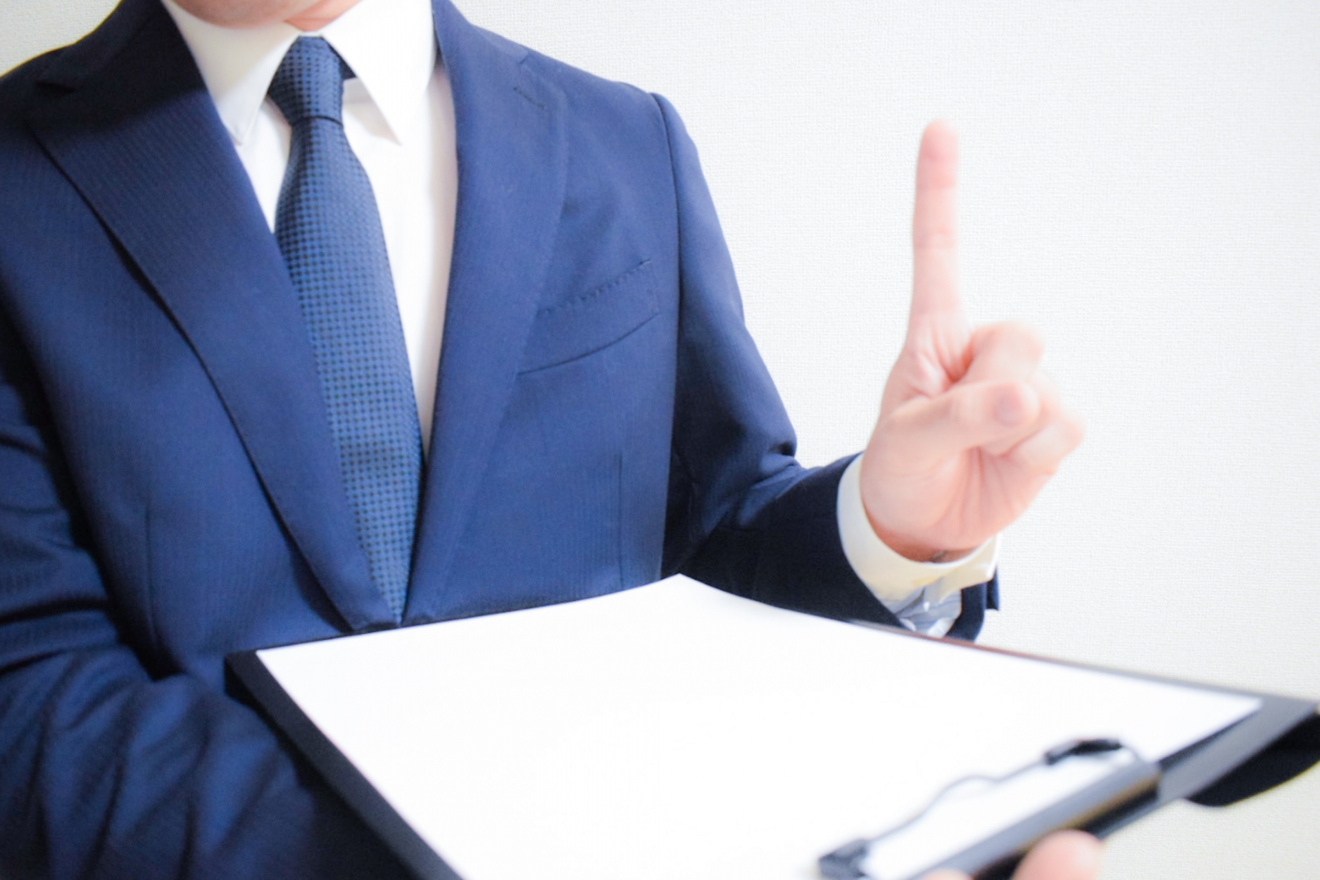 遺贈で財産取得！受遺者は相続税の基礎控除の人数に含まれるか？